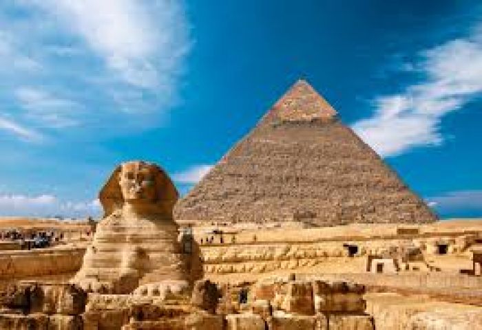 Казахстан приостановил отправку туристов в Египет