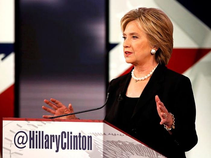 "С Россией проблемы": Клинтон рассказала американцам о секретной подлодке