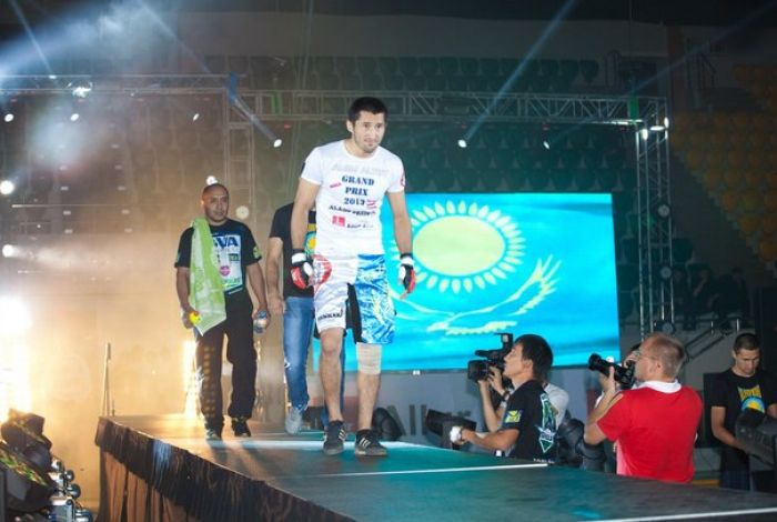 Казахстанец Арман Оспанов стал трехкратным чемпионом мира по самбо