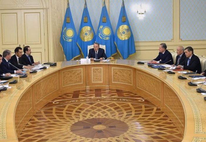 Назарбаев провел совещание по EXPO-2017