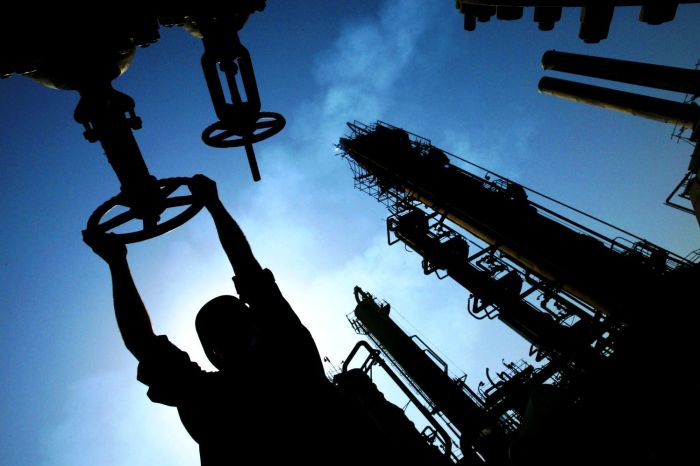 Эксперты предрекают падение цен на нефть до $20 за баррель