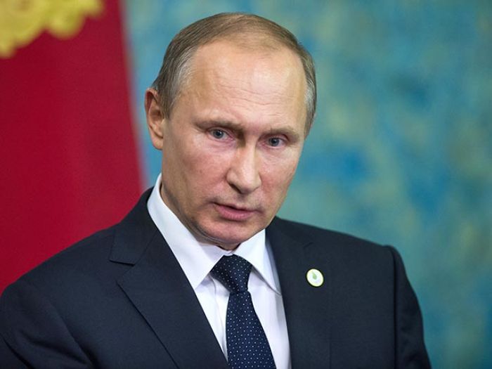 Путин связал атаку на Су-24 с покупкой нефти у террористов