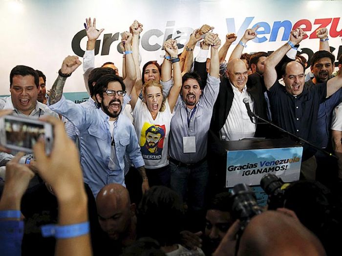 Оппозиция одержала победу на выборах в Венесуэле