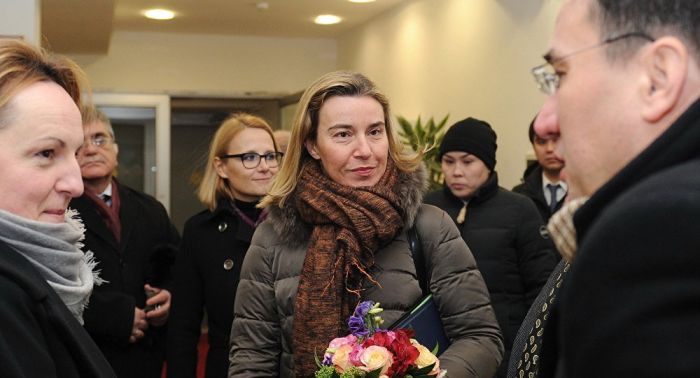 Глава дипломатии ЕС Федерика Могерини прибыла в Казахстан с визитом