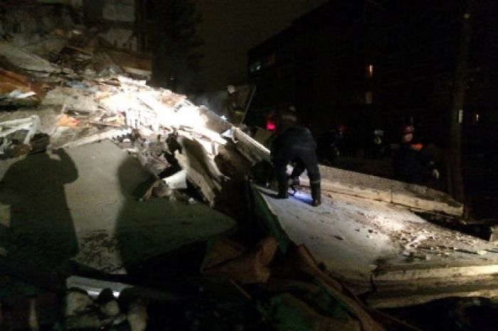 ​В результате взрыва газа в жилом доме в Ярославле обрушился подъезд