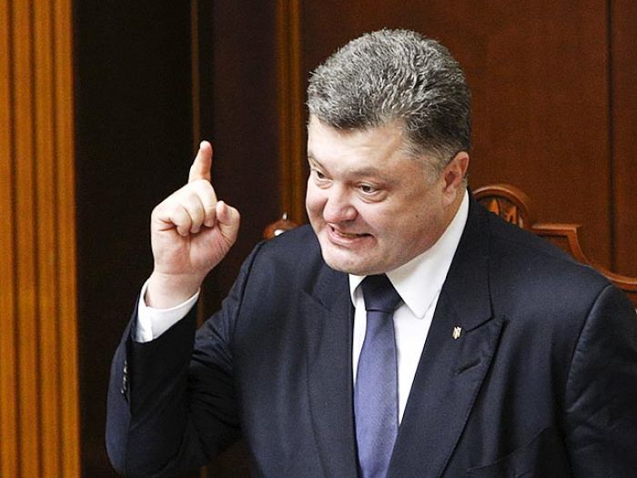 Порошенко призвал Яценюка подать в отставку