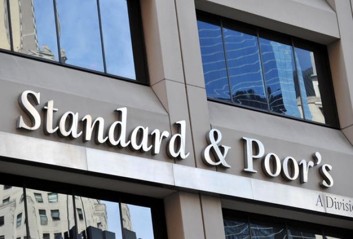 S&P понизило кредитные рейтинги Казахстана
