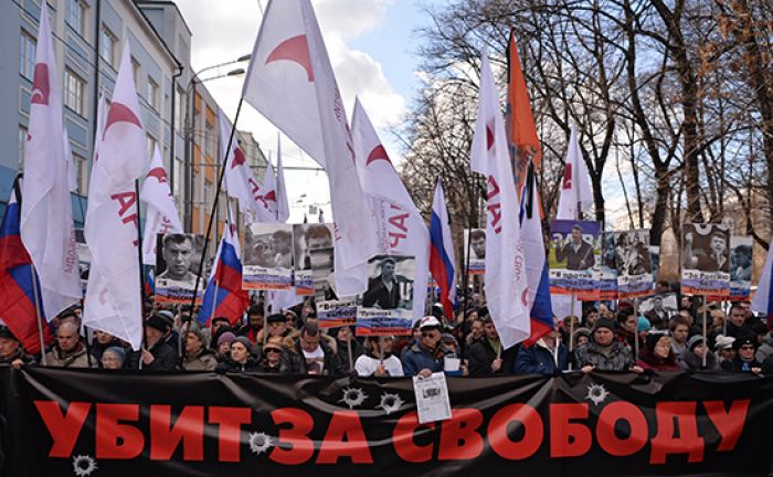 Марш памяти Бориса Немцова в Москве собрал более 24 тыс. человек