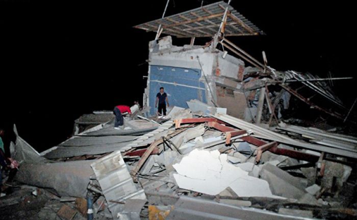 Число погибших при землетрясении в Эквадоре превысило 40 человек