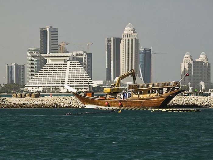 Министры стран-экспортеров нефти съезжаются на встречу в Доху