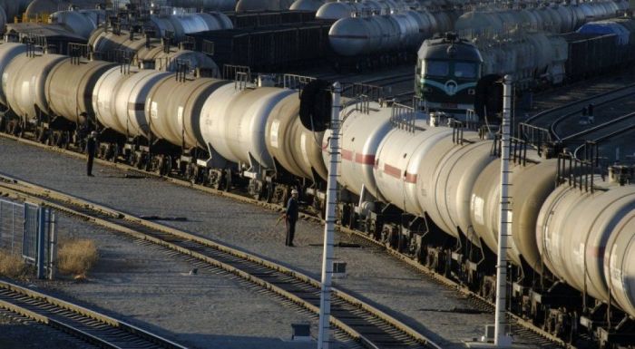 Украина начала импорт нефти из Казахстана