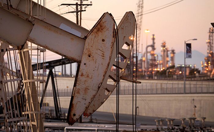 Нефть марки Brent впервые с декабря поднялась выше $45