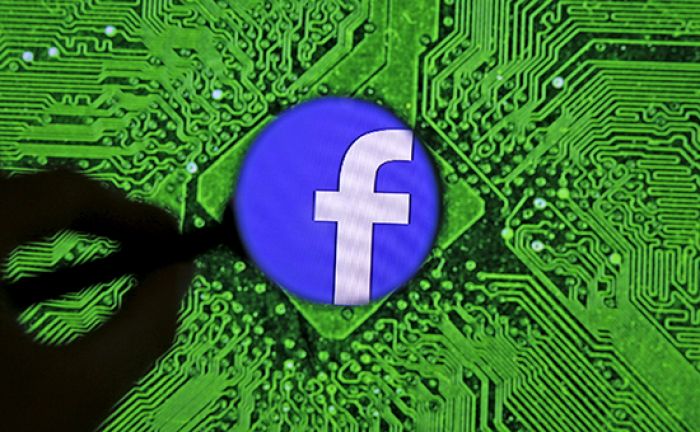 Facebook после покупки белорусского MSQRD потребовала удалить маску Обамы