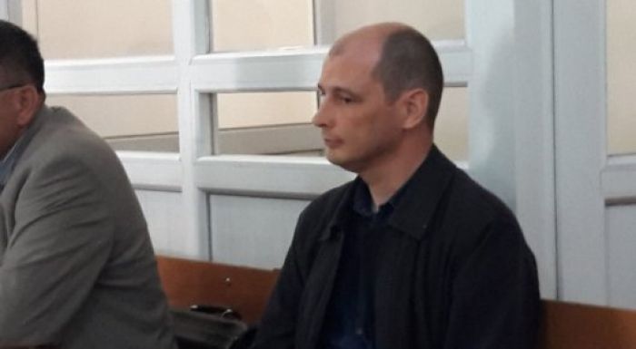 ​Суд вынес приговор задержанному с марихуаной экс-пилоту "Эйр Астаны"