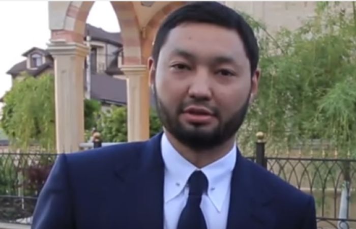 Кенес Ракишев был в числе гостей на свадьбе у племянника Рамзана Кадырова​