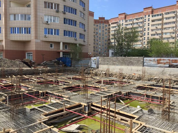 Элитный дом вместо кафешки на набережной