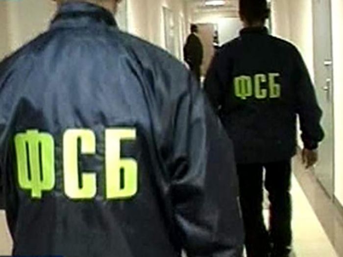 СМИ рассказали о планах задержанных ФСБ иностранцев стрелять по прохожим