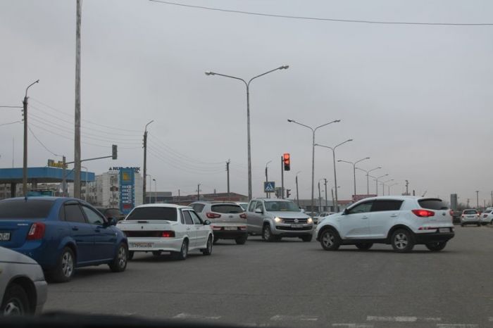 ​В Атырау построят ещё пять пешеходных эстакад