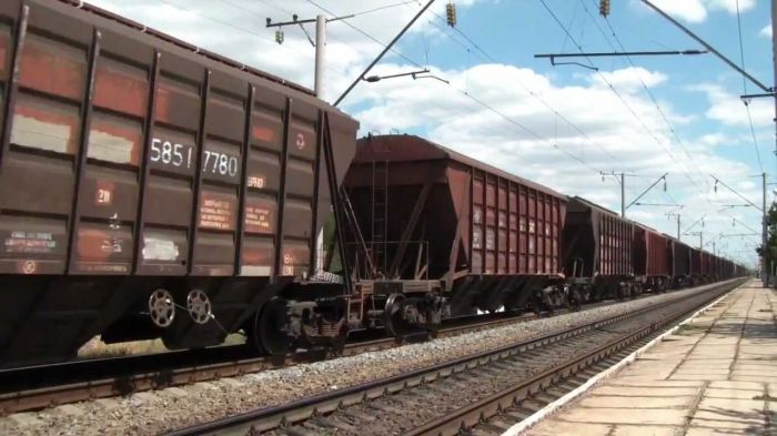 Два грузовых поезда столкнулись на перегоне Достык-Алашанькоу, жертв нет