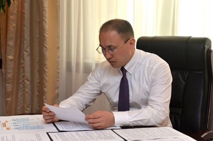 Министр информации и коммуникации РК Даурен Абаев открыл свою страницу в Facebook
