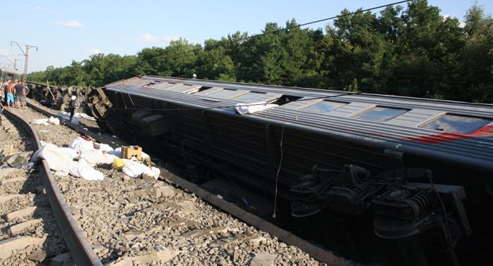 Два грузовых поезда столкнулись на перегоне Достык-Алашанькоу, жертв нет