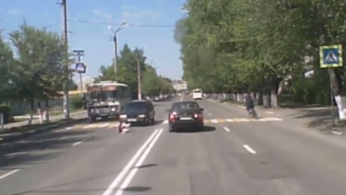Штраф 10 МРП грозит жителю Петропавловска, сбившему девочку на пешеходном переходе