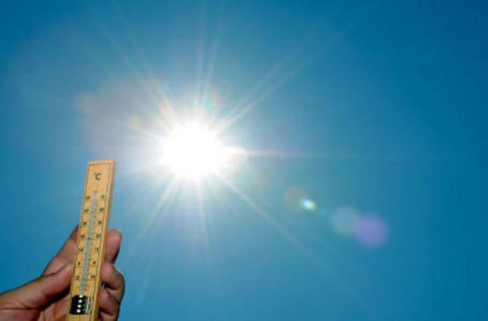 Сильная жара ожидается на западе Казахстана в воскресенье