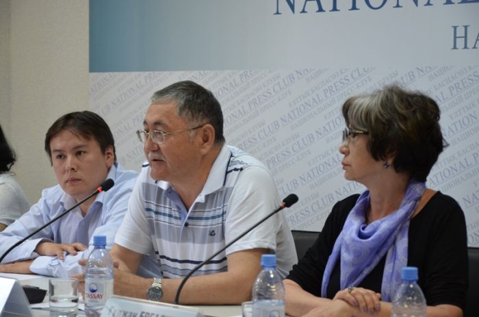 Комитет «Араша» провел пресс-конференцию в Атырау