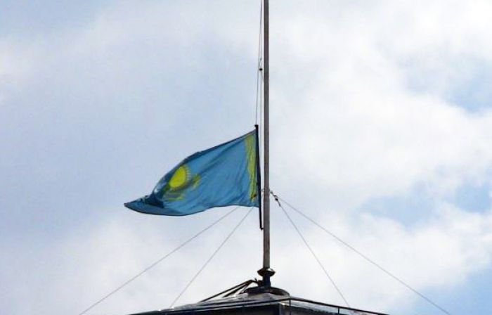 Назарбаев объявил национальный траур 9 июня по погибшим при теракте