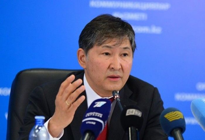 В Казахстане хотят ввести ежемесячные экзамены для школьников