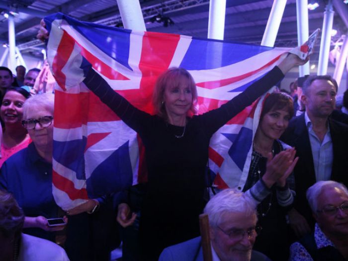 Жители Великобритании проголосовали за выход из Евросоюза