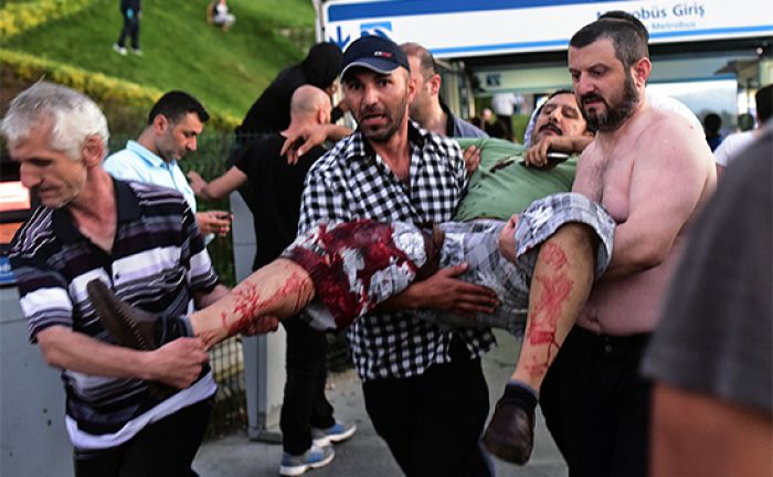 Число погибших при госперевороте в Турции достигло 90