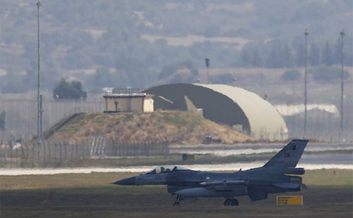 В Турции заявили о причастности к мятежу военных с базы НАТО Инджирлик