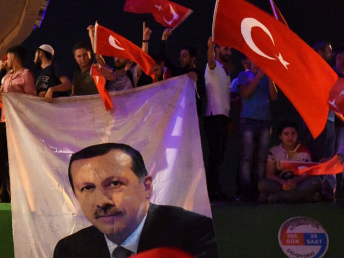 В Евросоюзе исключили безвизовый режим для Турции в этом году после военного мятежа