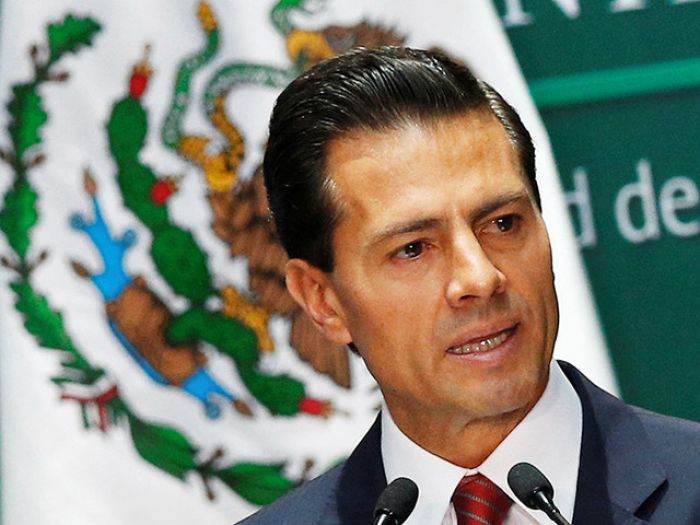 Президент Мексики извинился за скандал с его женой, купившей дом за 7 млн долларов