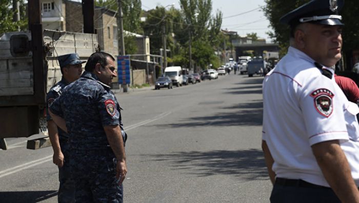 В Ереване расследуют дело о применении силы в отношении представителей СМИ