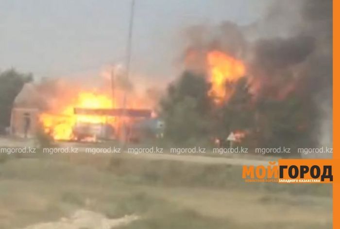 Во время взрыва газовой заправки в ЗКО пострадали оператор и водитель