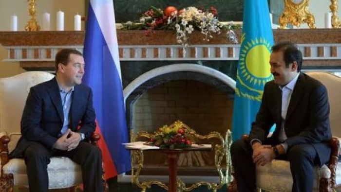 Масимов обсудил вопрос возврата останков Кенесары хана и Кейки батыра с Медведевым