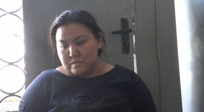 В Алматы задержана подозреваемая в мошенничестве, обещавшая студентам сдачу экзаменов 