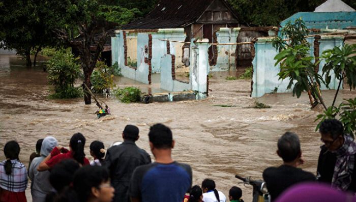 В Индонезии наводнение затопило пять тысяч домов, один человек погиб
