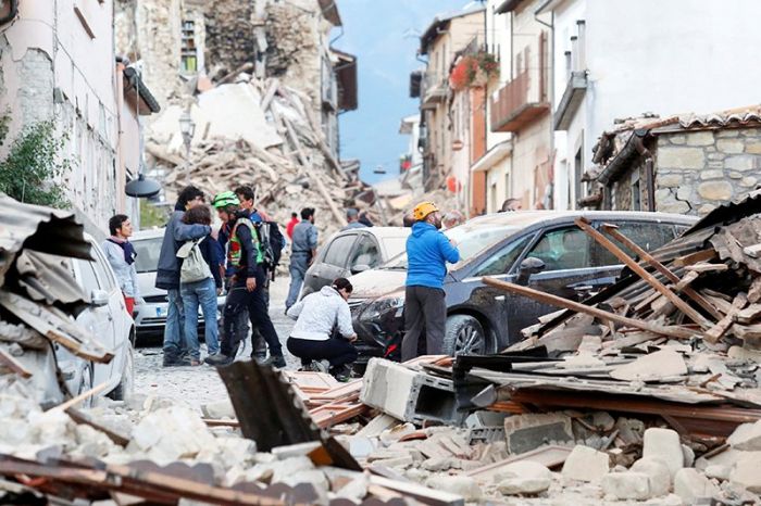 «Города больше нет»: что известно о землетрясении в Италии