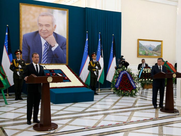 ​В Самарканде похоронили Ислама Каримова