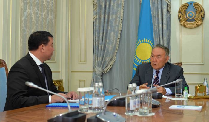 Вопросы обеспечения нацбезопасности обсудил Назарбаев с главой внешней разведки 