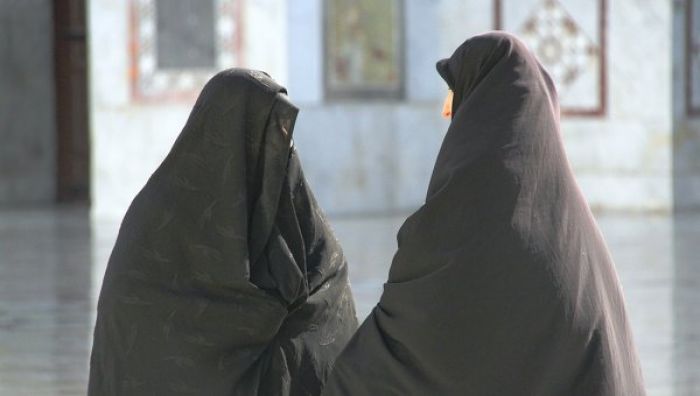 СМИ: учительницам в начальных школах Египта запретят носить никаб