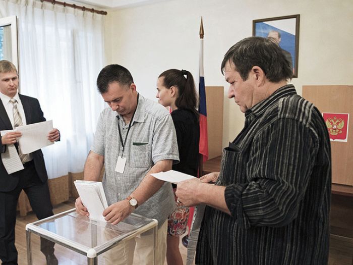 Выборы в Госдуму начались по всей территории России