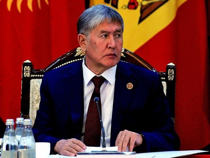 Президент Киргизии после недомогания по пути в Нью-Йорк отменил участие в Генассамблее ООН