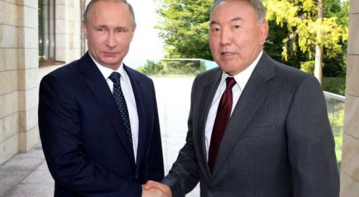 Назарбаев Путину: выборы прошли, можно расслабиться