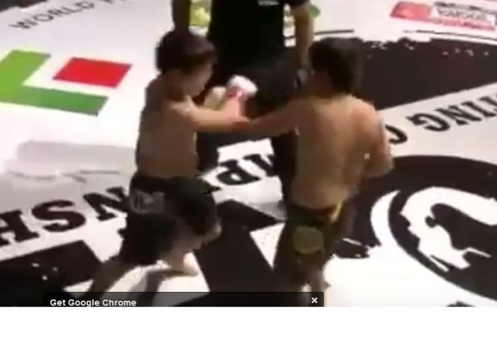 Минспорта РФ пообещало разобраться с детскими боями на турнире в Грозном