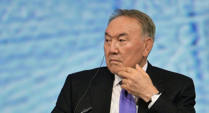 Назарбаев переговорил по телефону с узбекским коллегой
