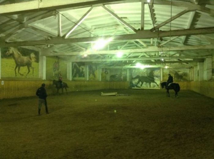 Государственный конный клуб продали за смехотворную сумму в Астане